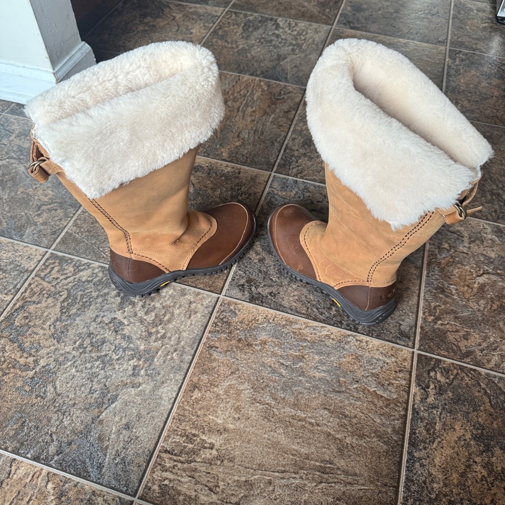 NEW!!! UGG Miko Chestnut Waterproof Leather Tall Boots- Tan/Brown Women’s Size 6